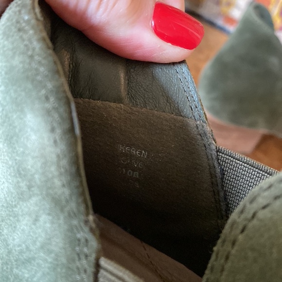 Earth Keren Olive Green Bootie - Picture 11 of 14